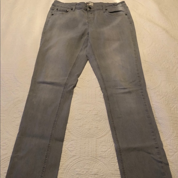 So Skinny Jeans - Picture 2 of 4